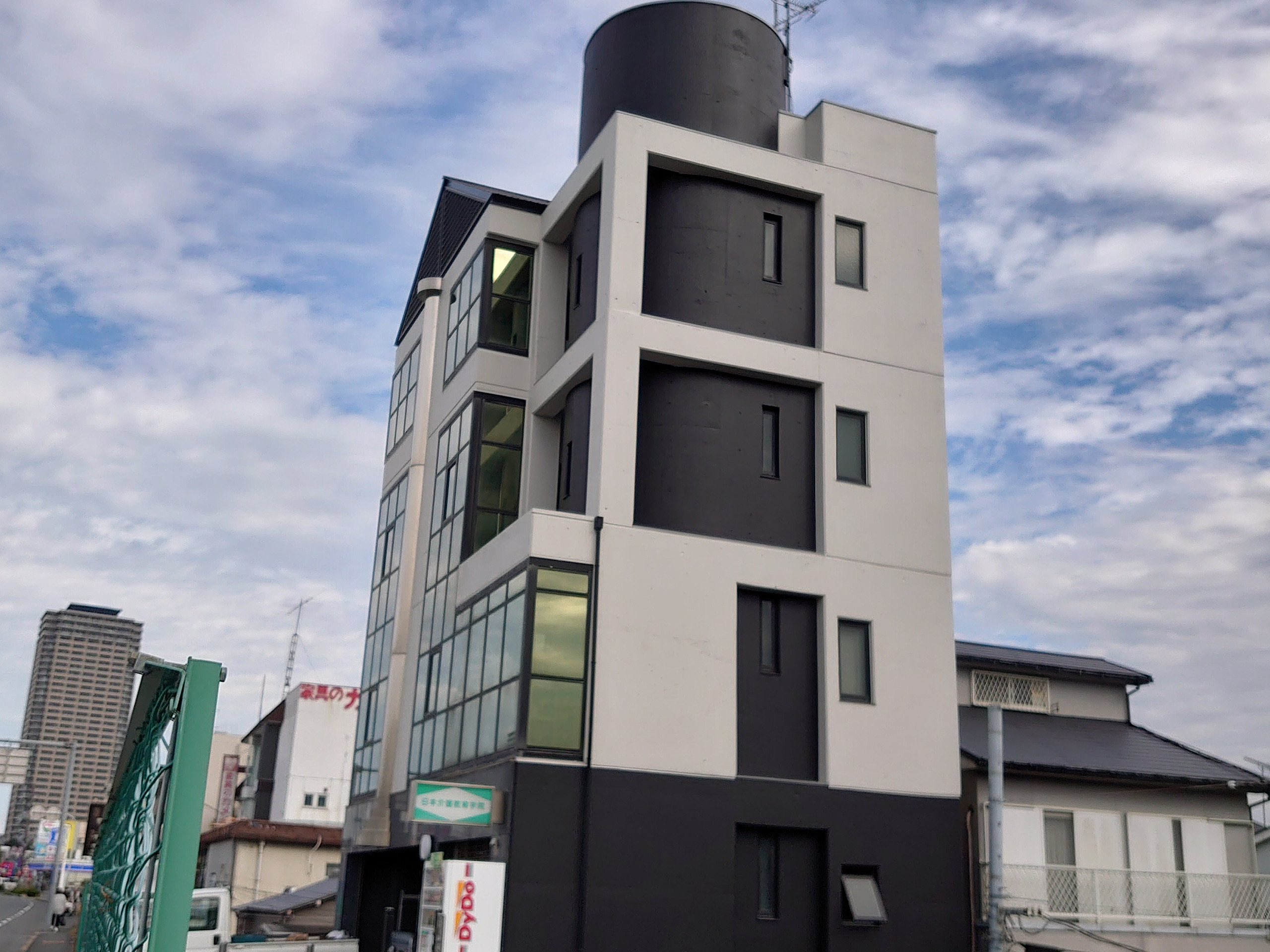寝屋川市テナントビル外壁塗装工事