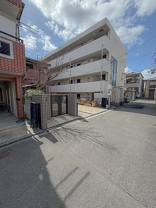 ガレージ